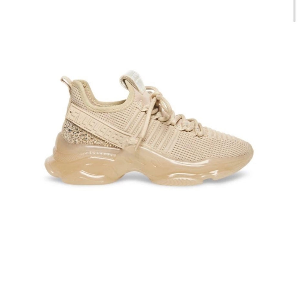 NWOT Steve Madden Sneakers